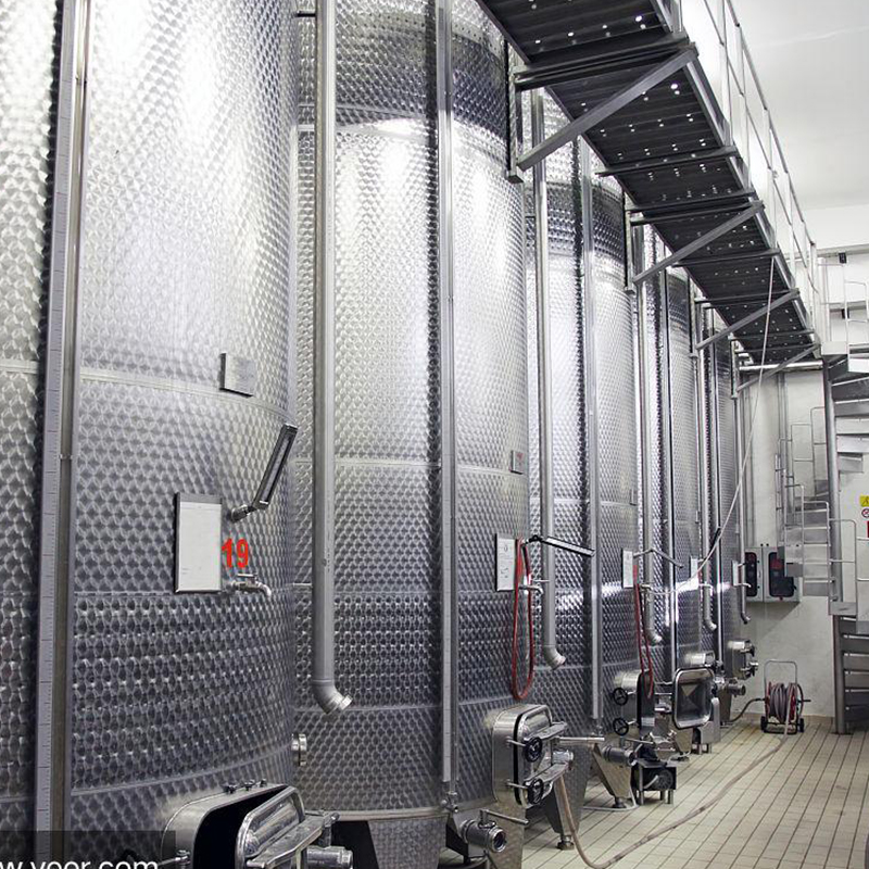 &iquest;Por qu&eacute; utilizar un tanque de almacenamiento de vino?